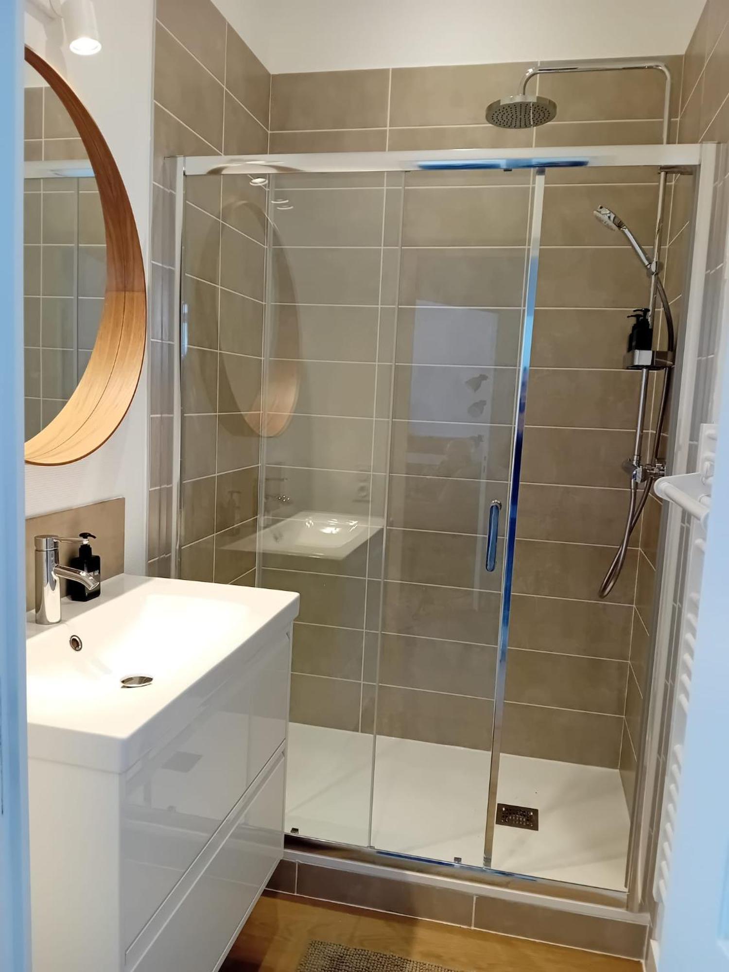 102 - Appart Renove Avec Grand Salon Et 1 Chambre - Tram Et Clinique Mutualiste A 1 Min Grenoble Extérieur photo